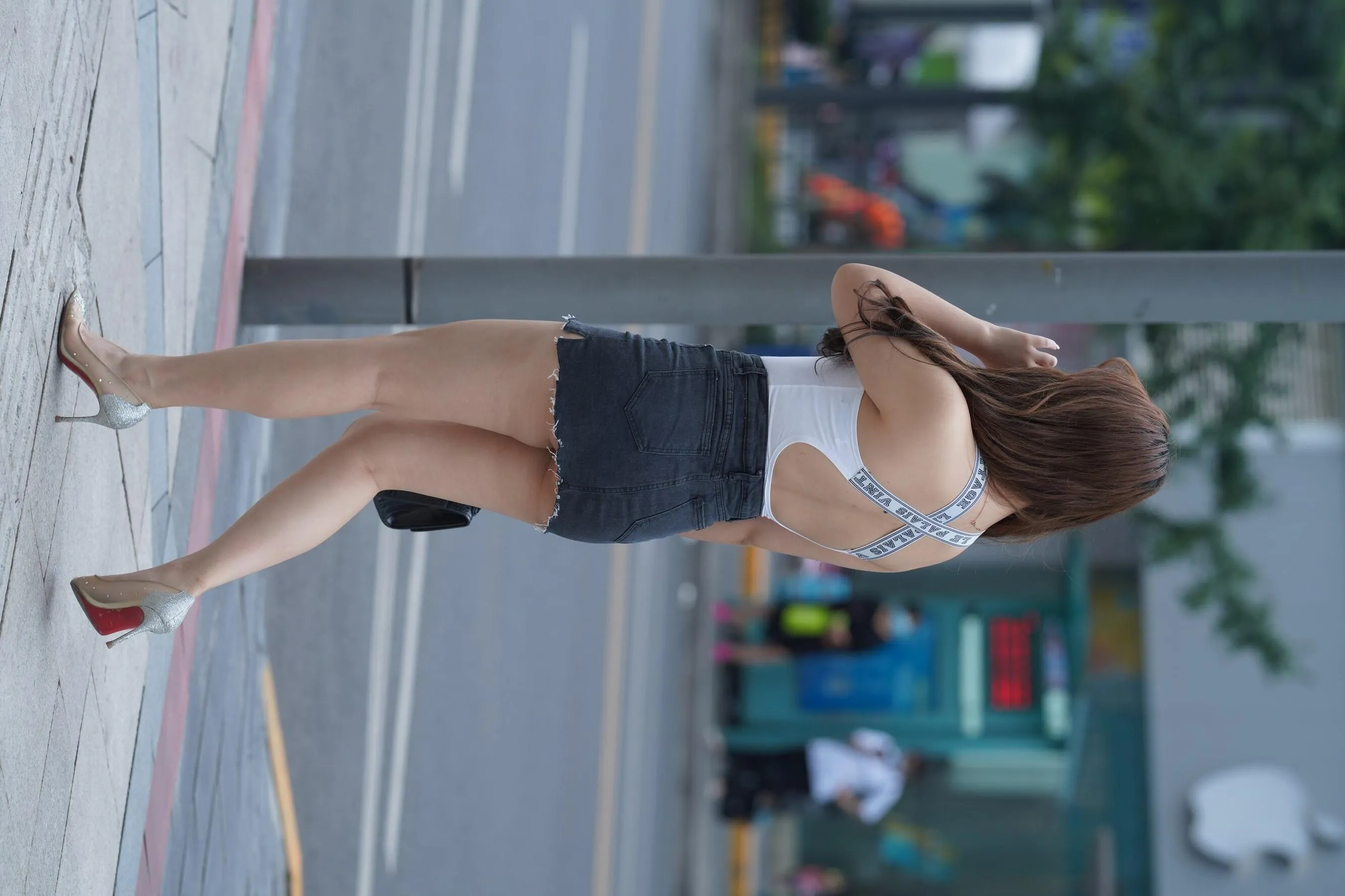 [魔镜街拍] NO.131 微胖的牛仔短裙美女 [505P]插图9